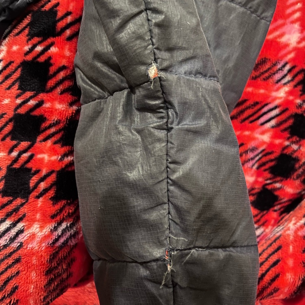 Patagonia Kids' Navy Hi-Loft Puffer Coat - Picture 5 of 9